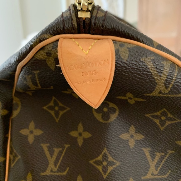 Louis Vuitton Monogram Speedy 30- Authentic